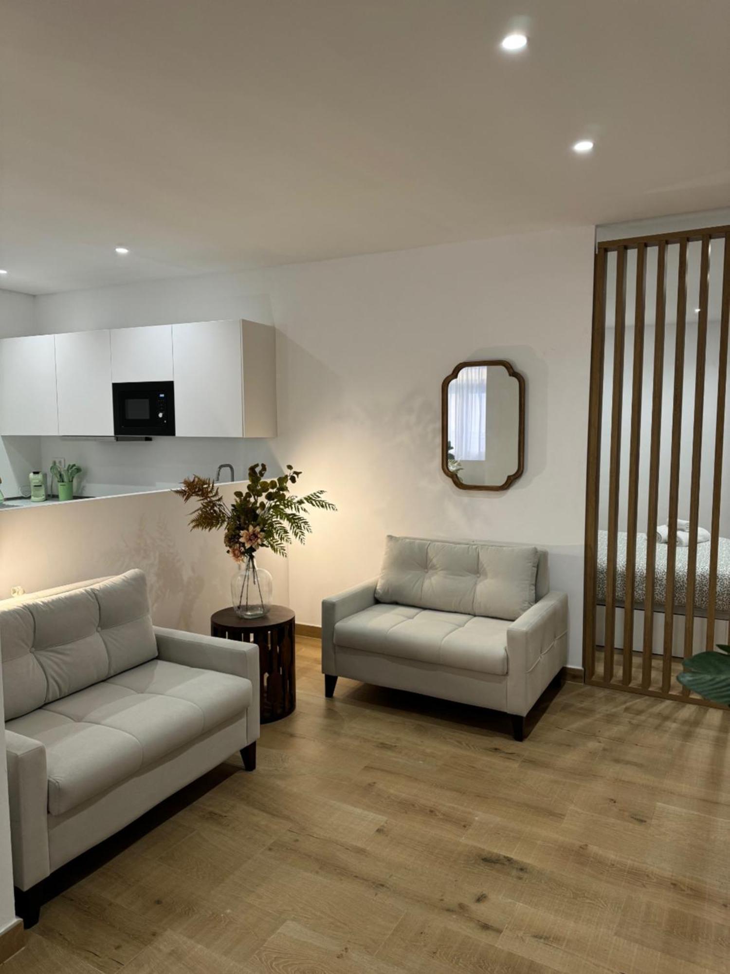 Alderete Suites Málaga Extérieur photo