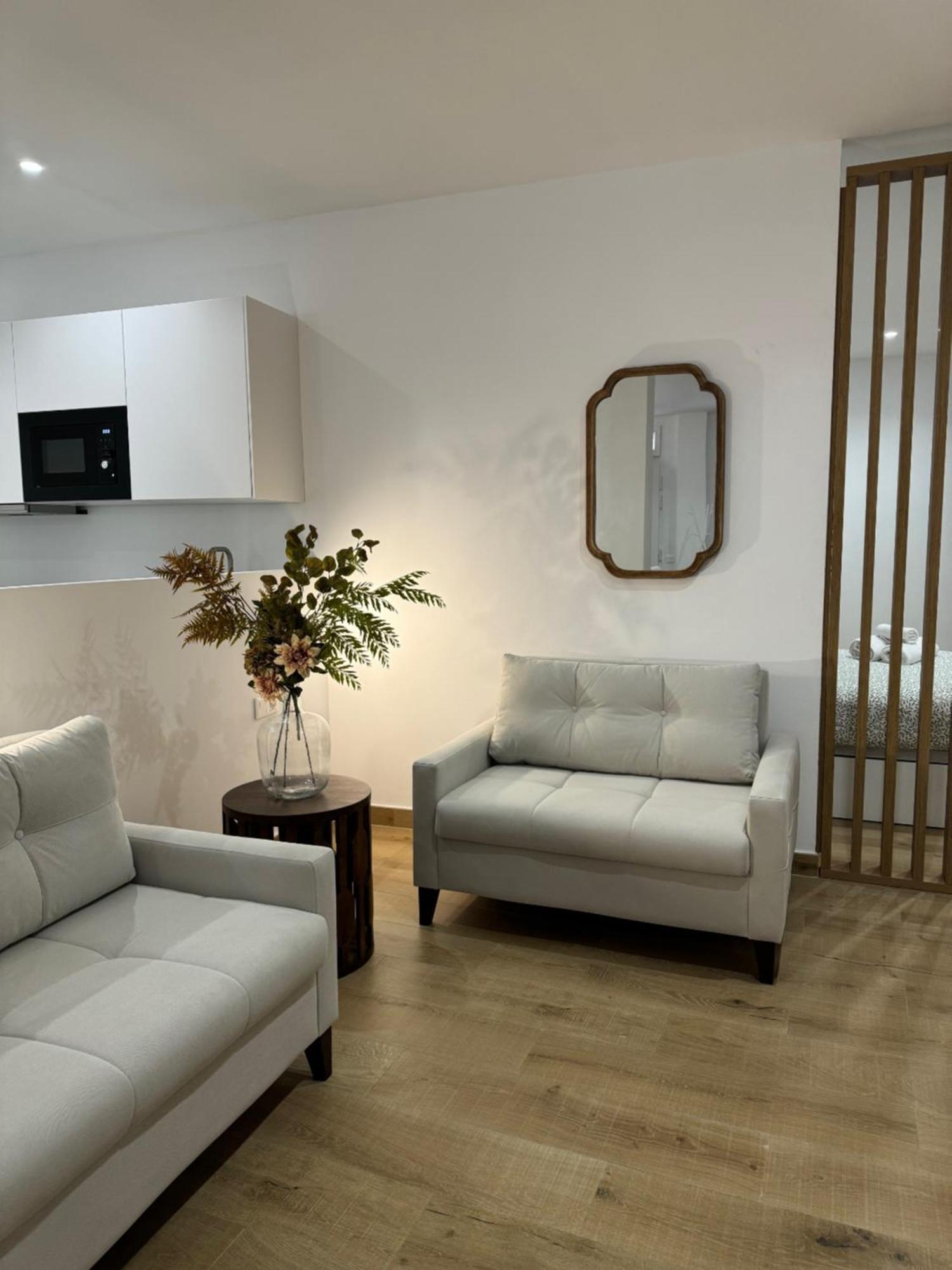 Alderete Suites Málaga Extérieur photo